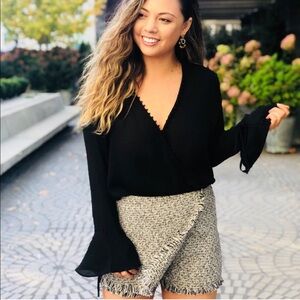 ✨ Monika Rose SF Tweed Fringe Overlay Skort — Size M — Black & Gray ✨